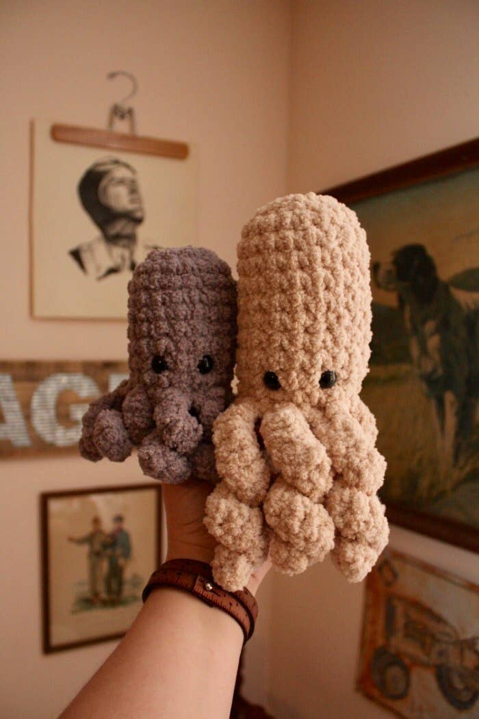 Lewie & Berg Littles - Wholesale Stuffed/Plush Toy - Kids & Baby - Squirt the Mini Octopus Crochet Plush