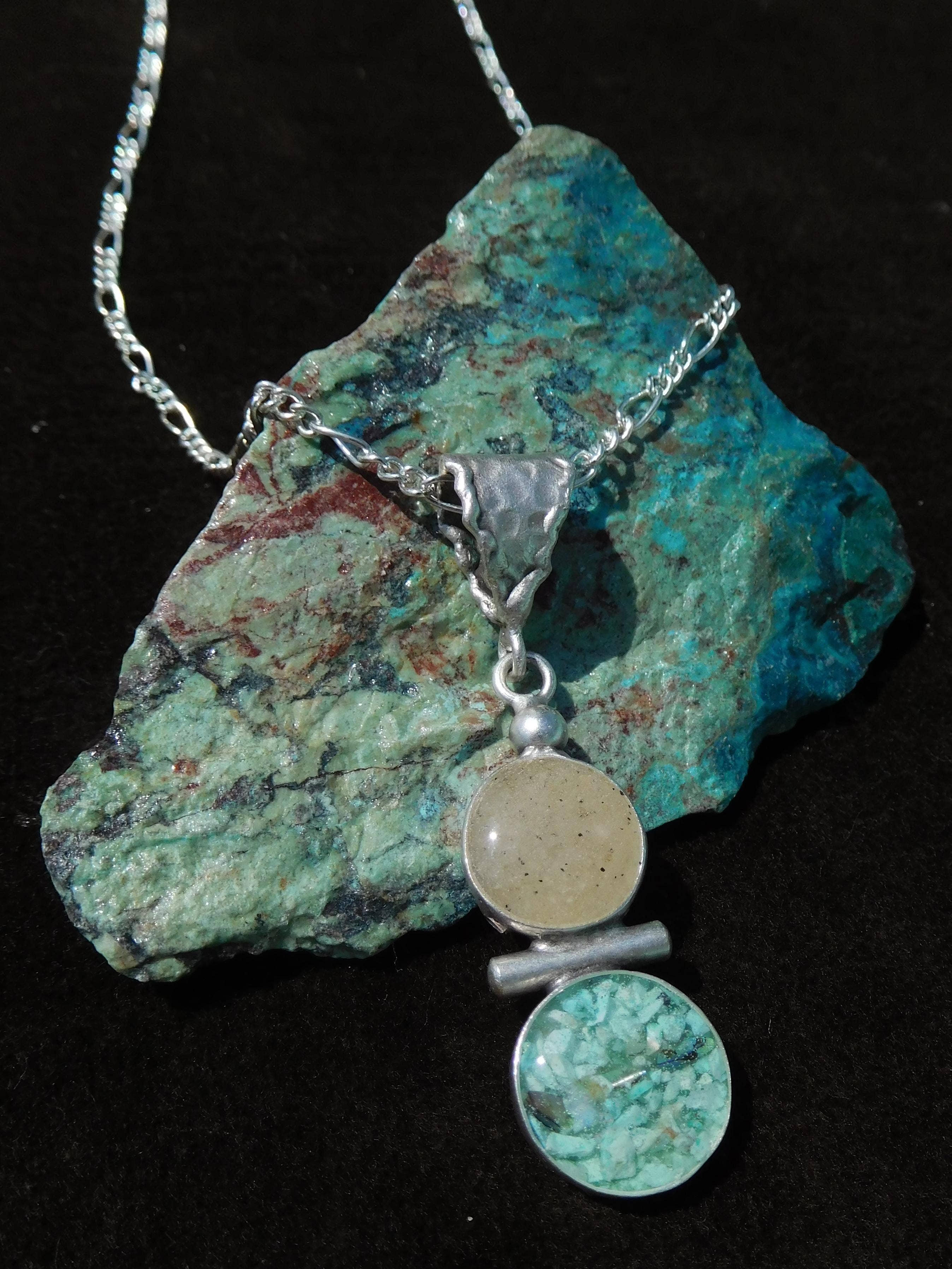 Art & Soul 30a - Wholesale Pendant/Charm Necklace - Circles and Bar Pendant Necklace Customize to Your Town2