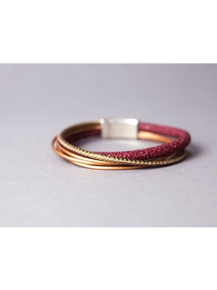 Mantarraya roja infinita para venta al por mayor de Lia & Saora GmbH