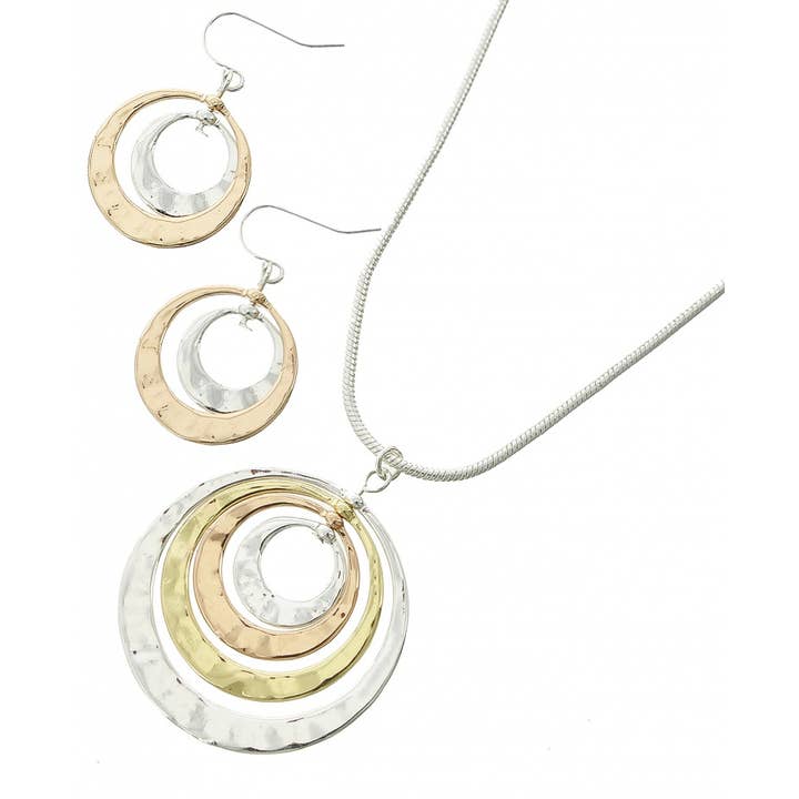 FR4816 Multi-Colored 4-Layered Hammered Circle Necklace Set for wholesale by 0011 PREMIERE