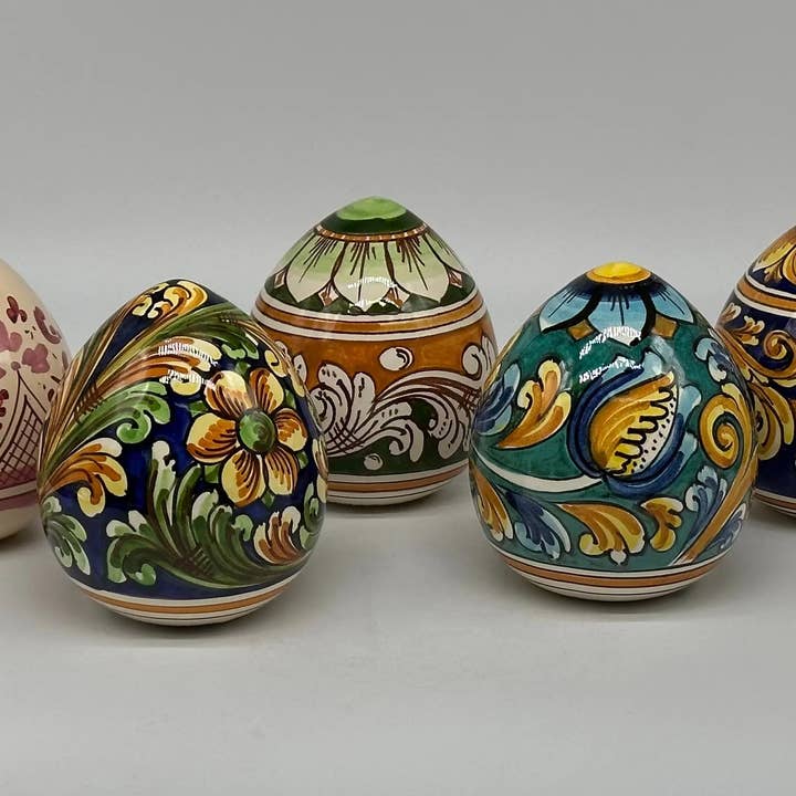 DD Ceramiche Siciliane - Wholesale Decorative Tabletop Object - Hand-painted Ceramica Caltagirone Easter eggs (various sizes and decorations)4
