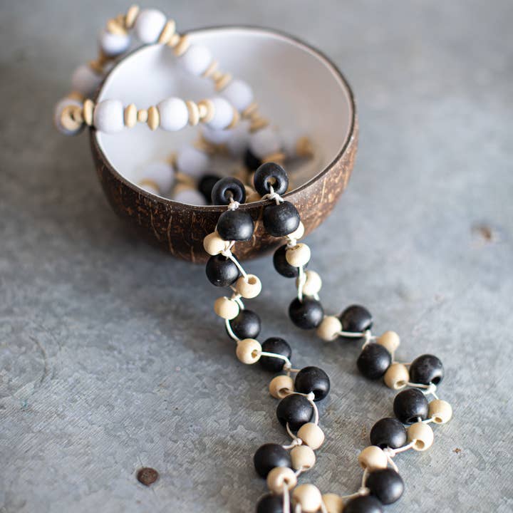 Bazar Bizar Living - Wholesale Beaded/Pearl Necklace - The Canggu Necklace - Natural Black