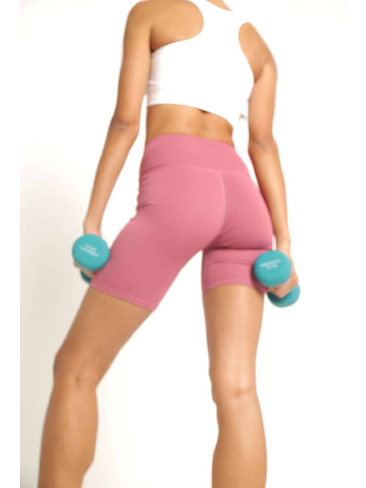 Onamaste – Großhandel Sport-Shorts – Damen – Radhose Jamie für Damen mit hohem Bund4