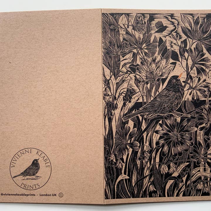 Vivienne Keable – Großhandel Grußkarten für den Alltag – Karte mit Linolschnitt - Amsel - Vogel - Grußkarte - Geburtstagskarte - Naturkarte - Handdruck - Blockdruck - Digitaldruck - Kunstkarte