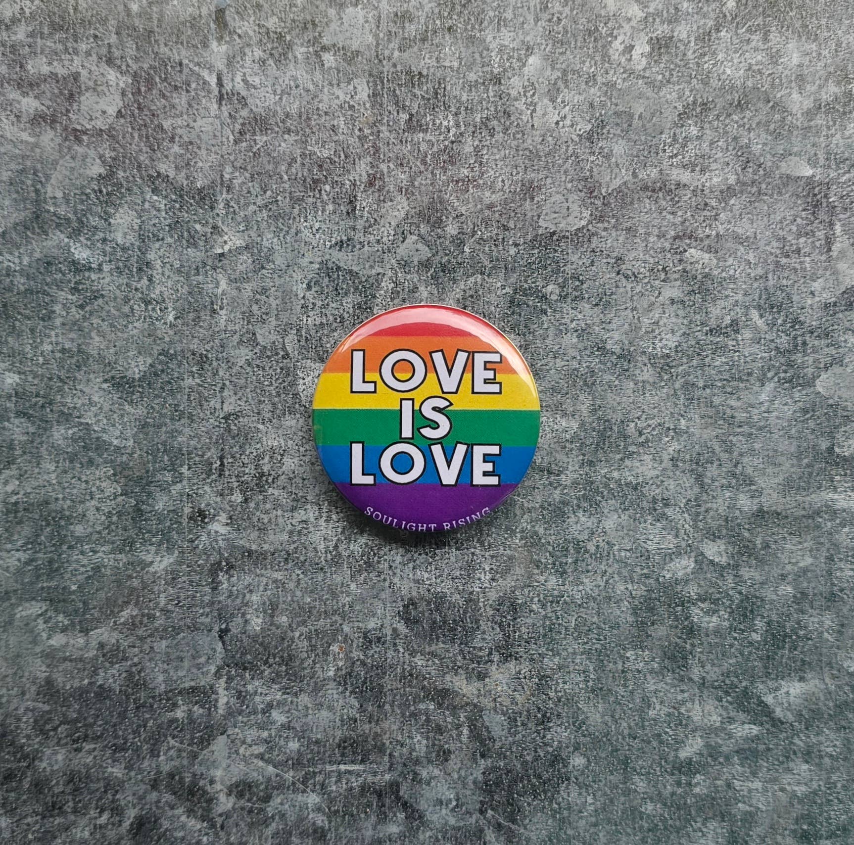 Soulight Rising - Vendita all'ingrosso Spilla da bavero - Bottoni e Magneti con Bandiera dell'Orgoglio LGBTQ+11