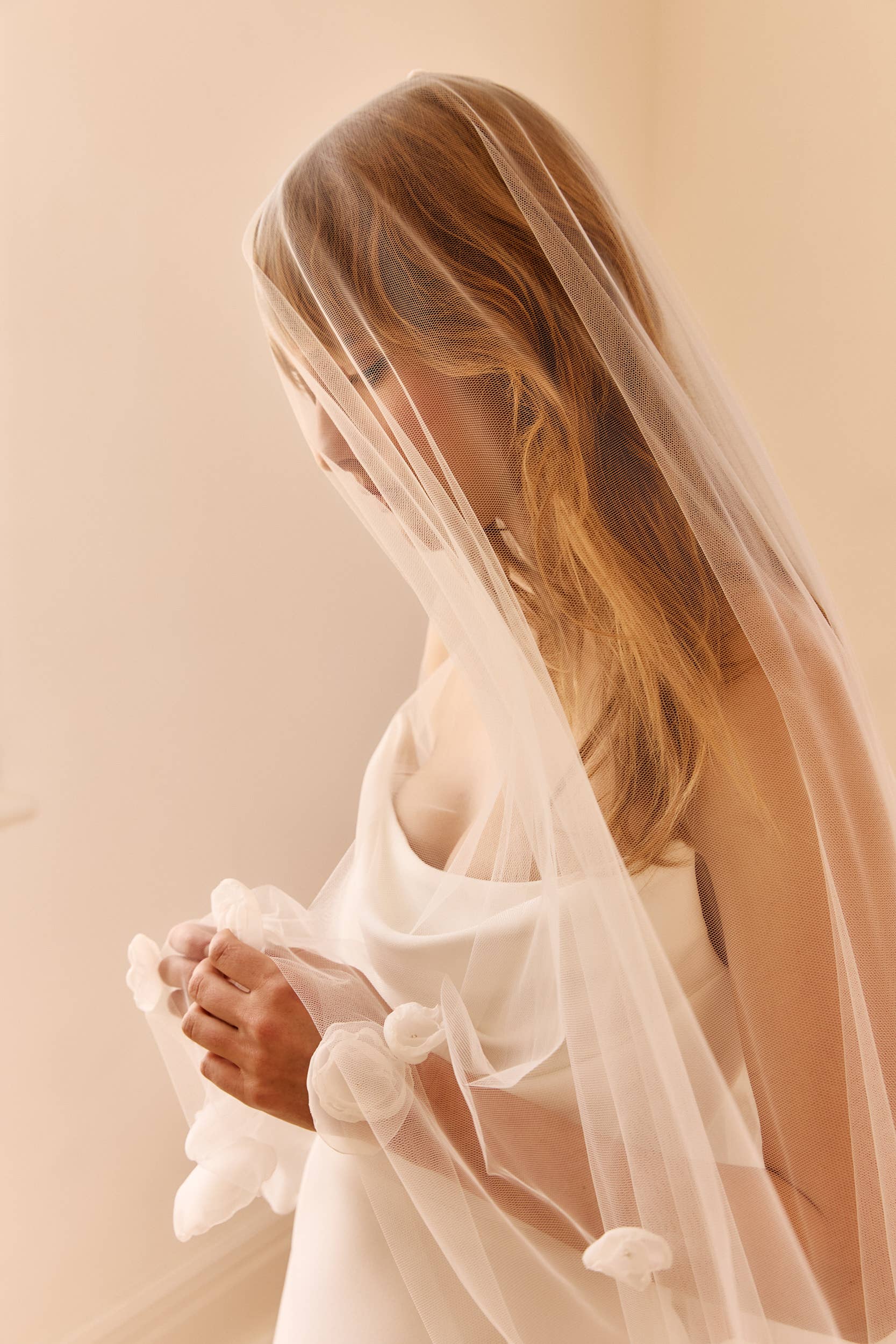 Dove Grey Accessories - Wholesale Veil - Women's - Jolene 3D Organza Floral Veil4