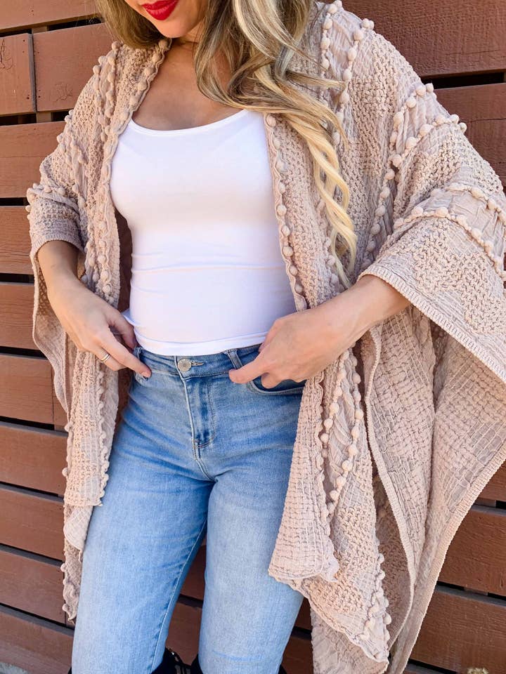 Nude 3D Texturiertes Offenes Frontweiches Kimono-Cover-Up für den Großhandel von AMOLI