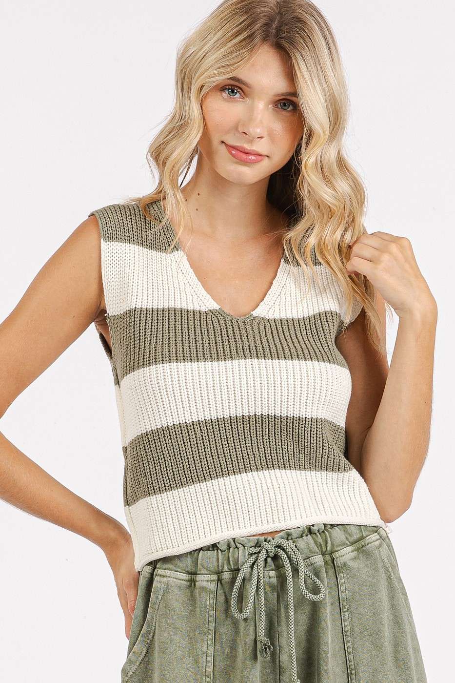 mittoshop - Wholesale Sweater Vest - Women's - STRIPED V-NECK CROPPED SWEATER VEST TOP17