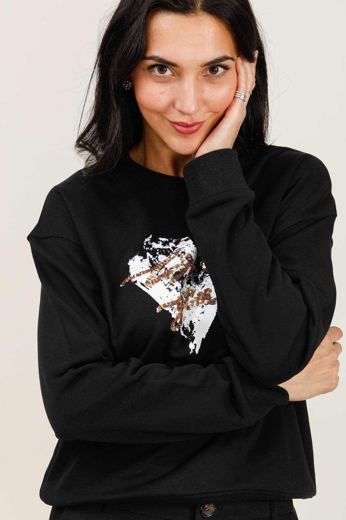 Attrait Paris – wholesale Graphic sweatshirt – Women’s – Crew neck sweatshirt, heart11