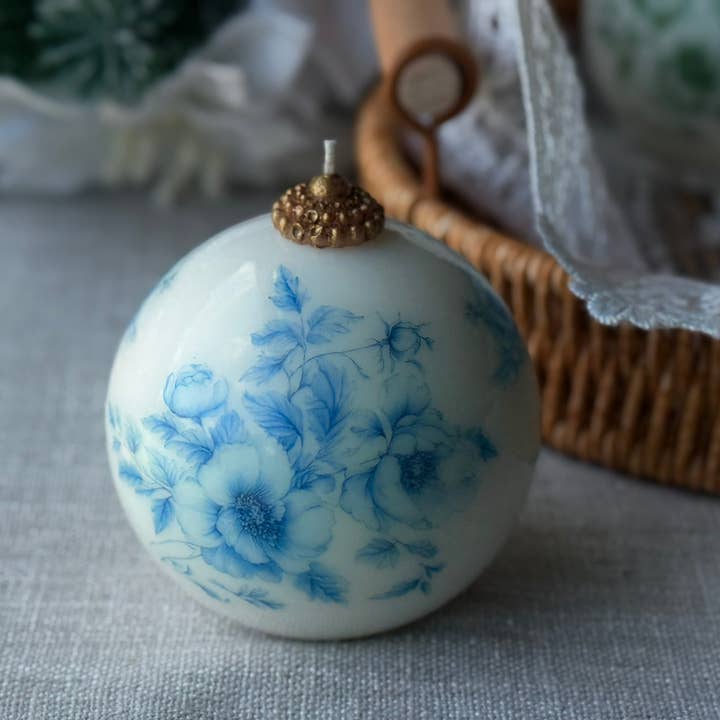 VR.candle - Wholesale Novelty Candle - Elegant toile Candle | Vintage Style Christmas Candles0