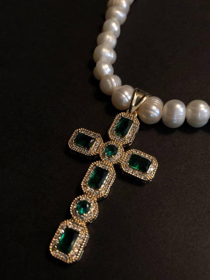 Collar de perlas de agua dulce Belcalis para venta al por mayor de Feline Jewelry Studio Universe