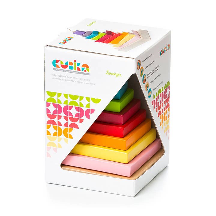 Cubika Holzpyramide 9 Stk für den Großhandel von AJ Aguiar