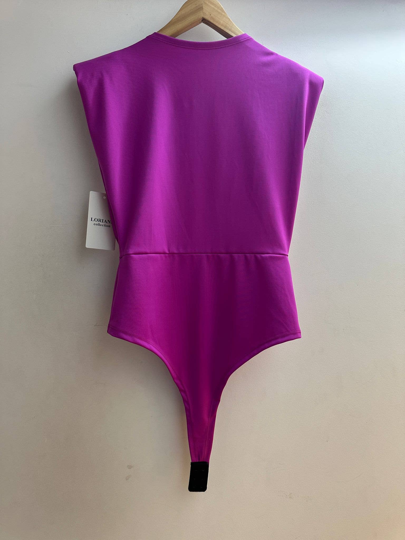 LORIANE – Großhandel Body – Damen – Uni-Body ohne Ärmel mit V-Ausschnitt, Einheitsgröße12