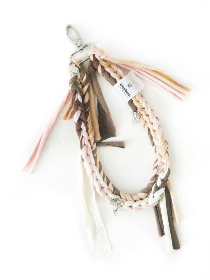 Cinturino Portacellulare Toffee & Blush per la vendita all'ingrosso da parte di Elizabeth An'Marie