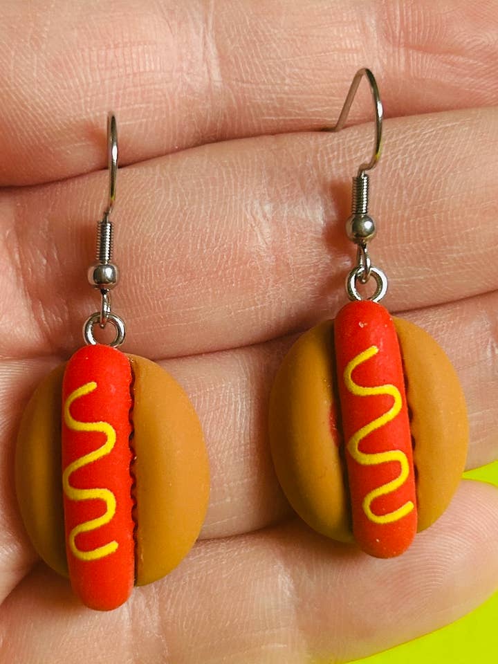 Hotdog-øreringe Mad-øreringe Skøre øreringe Sjove øreringe for engroshandel hos Alien Bratz