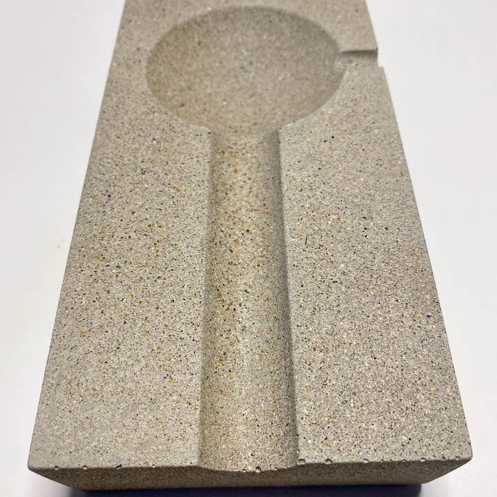 NATURAL BY HAGELSIEB - Wholesale Ashtray - CONCRETE CIGAR ASHTRAY1