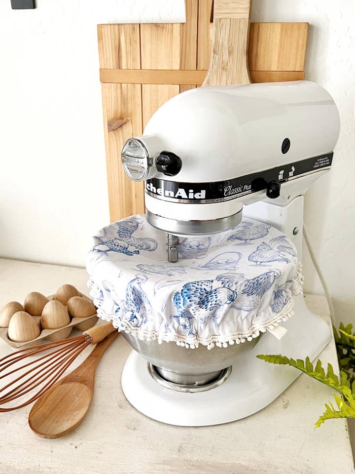 Housse de mixeur Poulet Bleu pour la vente par Lavishly Vintage