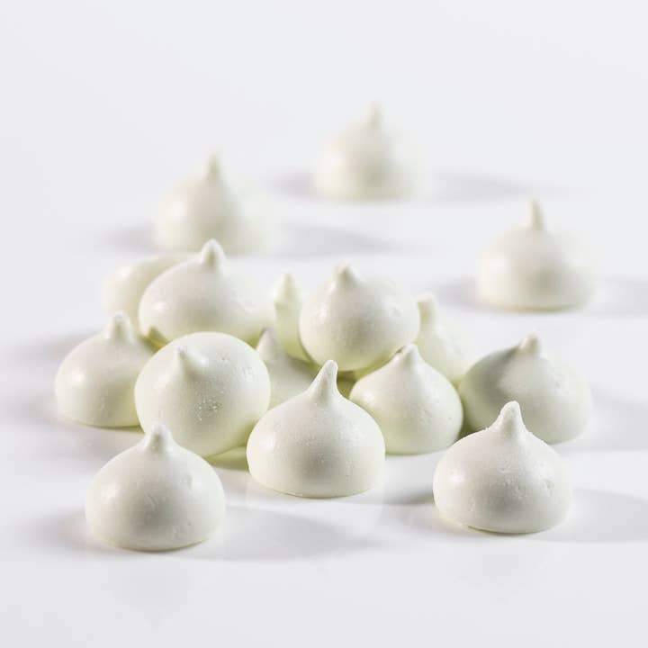 Meringues drops for wholesale by LOUVAT