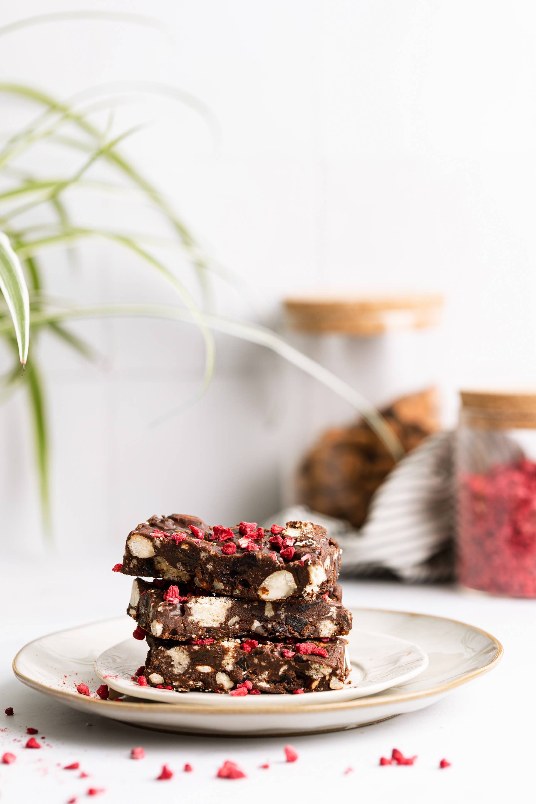 Delushious - Vente Gâteau - Tiffin à la cerise aigre - gâteau sans sucre, gluten et huile de palme3