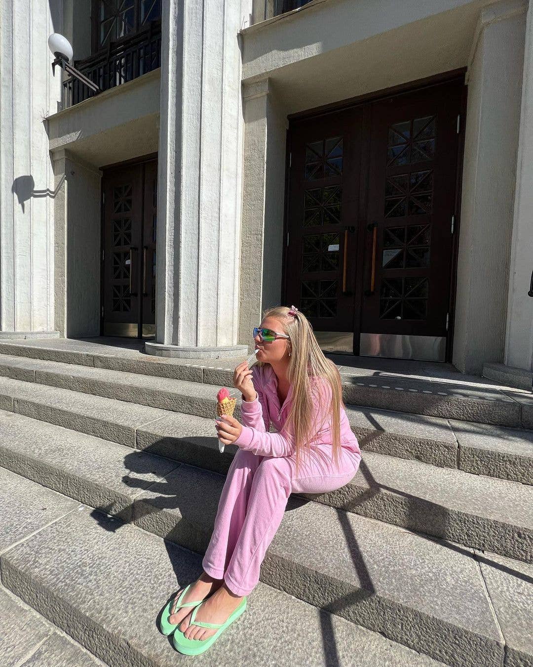 Sweetkama – wholesale Lounge set – Women's – Sweetkama Ladies Zipper Hooded Coat Pockets Pants Velvet Set20