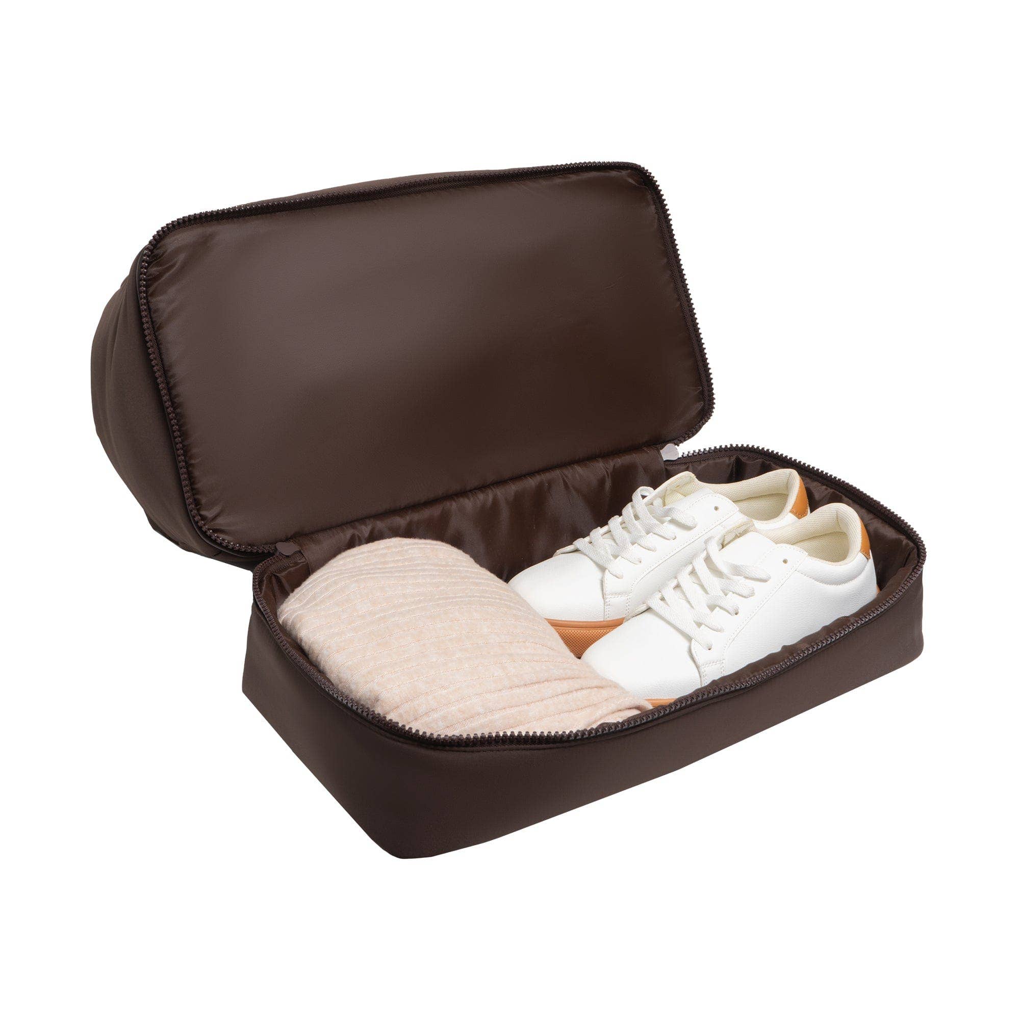 Magid - Wholesale Weekender Bag - Women's - Joan & David 18 Inch High Density Sport Nylon Drop Bottom Duffel Bag53