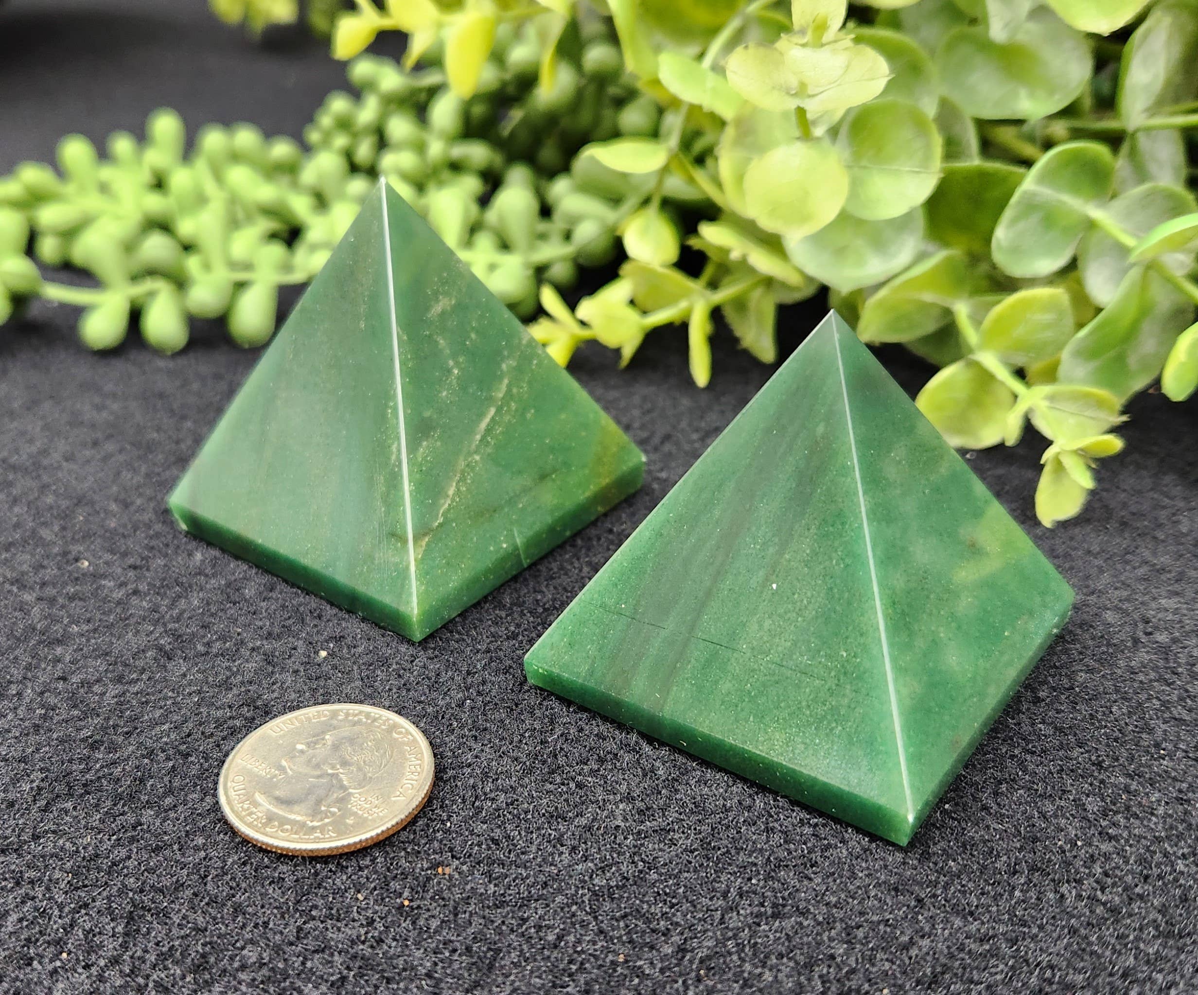 Meraki Gemstones - Wholesale Spiritual Stone/Crystal - Jade Green Polished Semi-Precious Gemstone Pyramid -5cm4