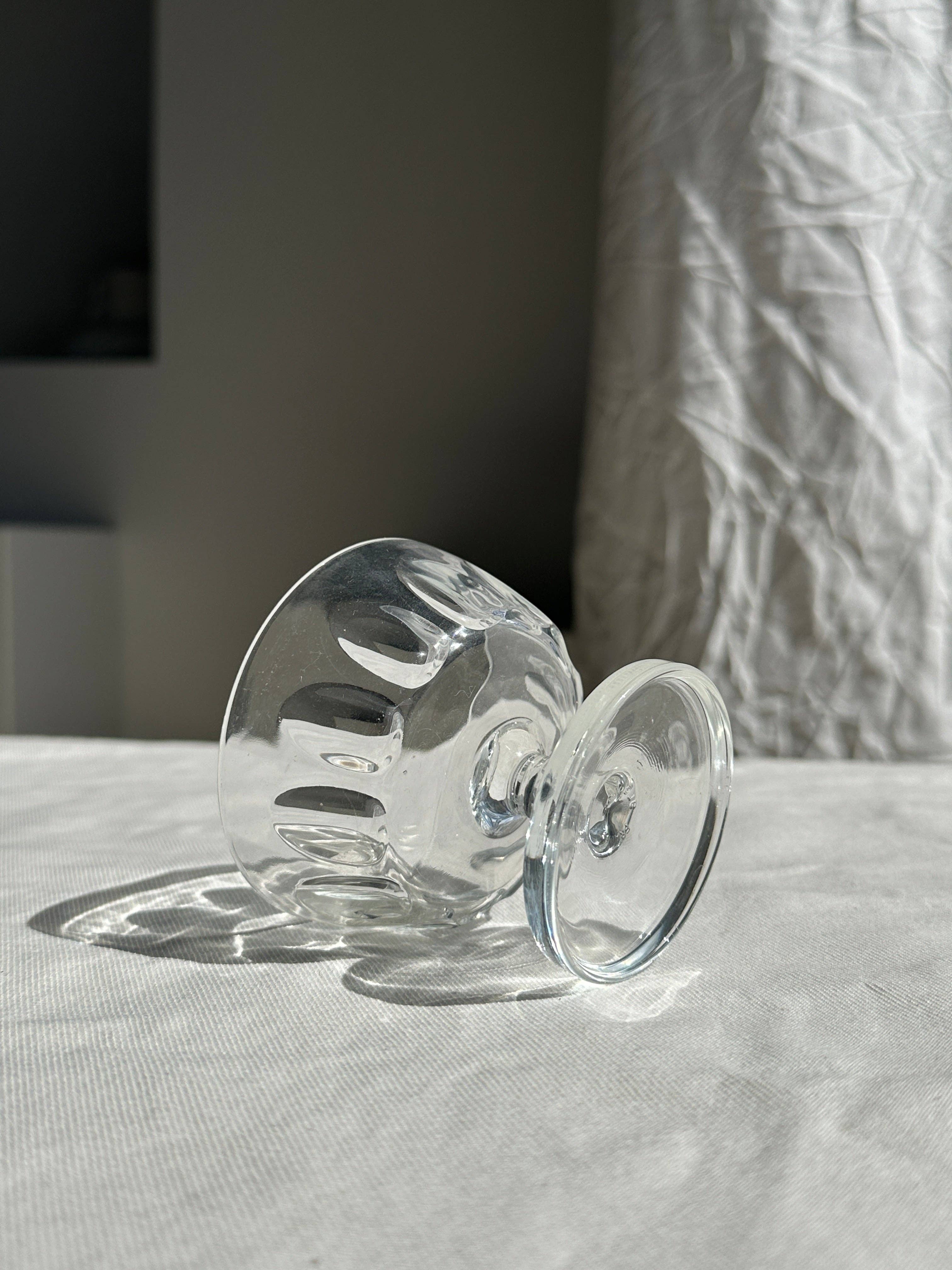 Office Objets - Venta al por mayor Copas de cóctel/licor - 11 copas con tallo Arcoroc de Francia9