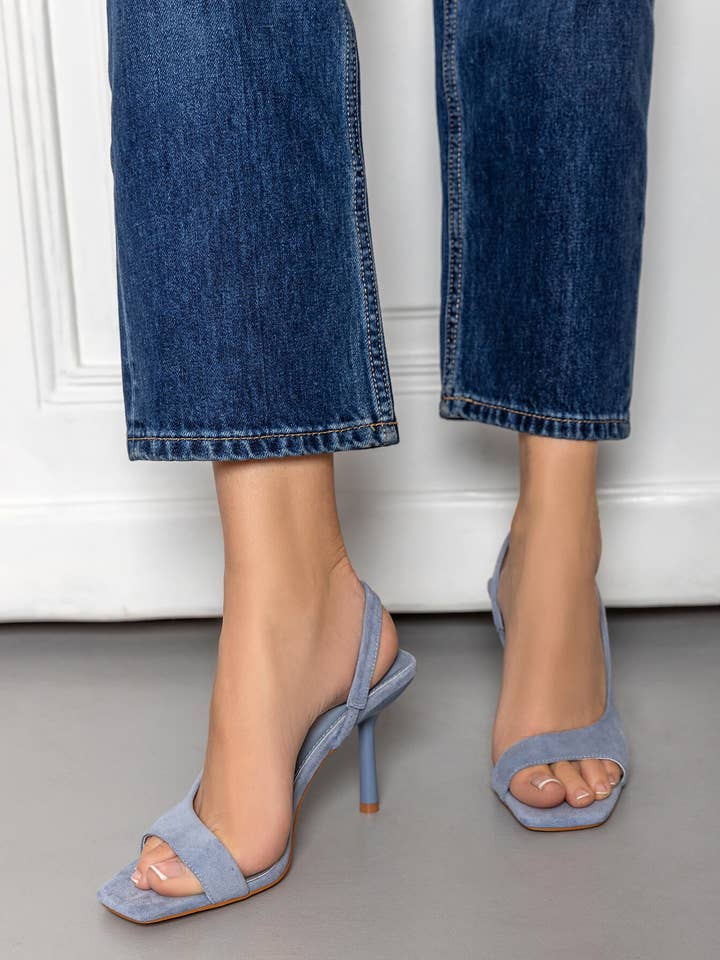 FINE HEEL SANDAL for wholesale by SWEET MAGIC MODA Y COMPLEMENTOS