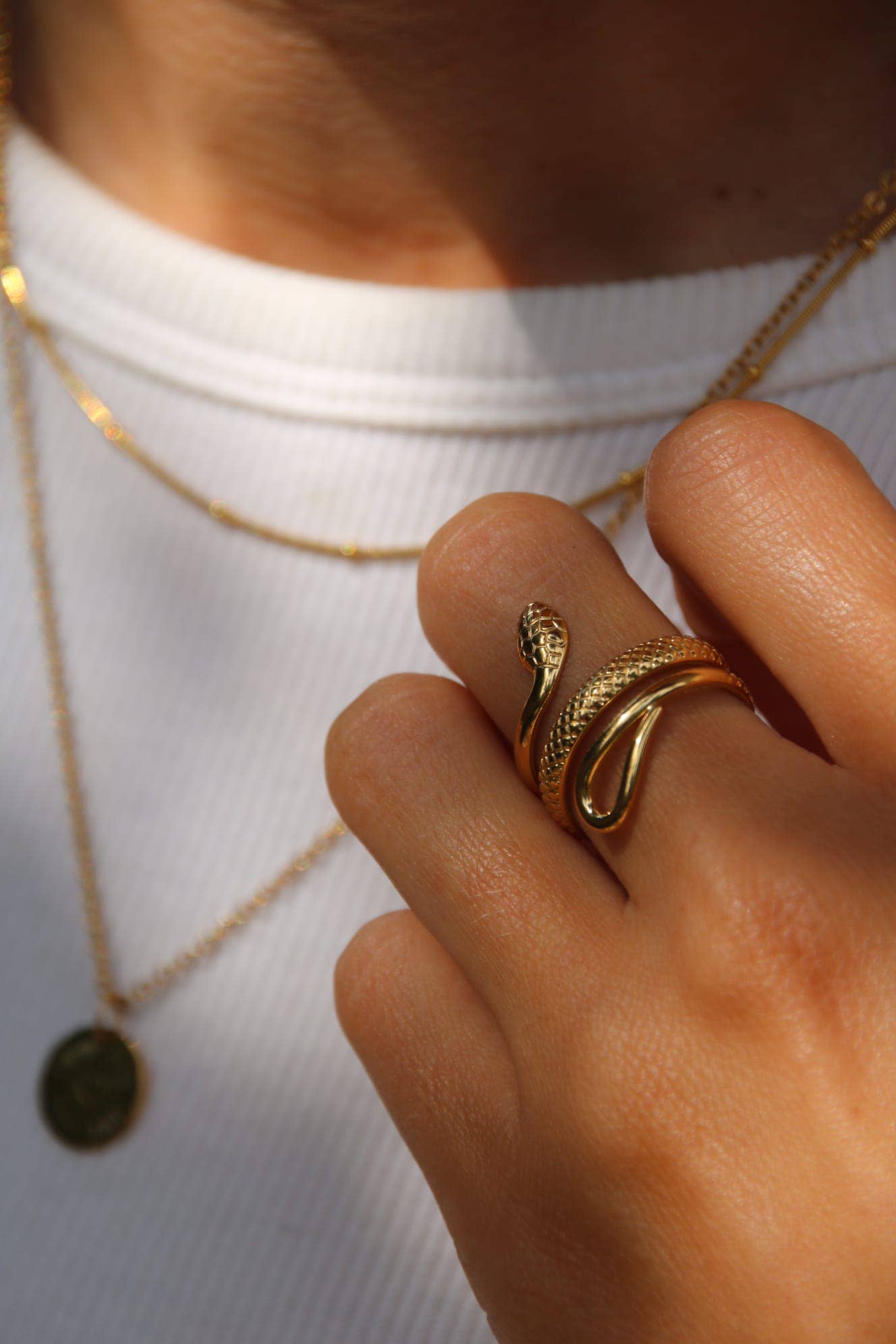 Positiva Jewelry - Wholesale Cocktail/Statement Ring - Goldener Schlangenring1