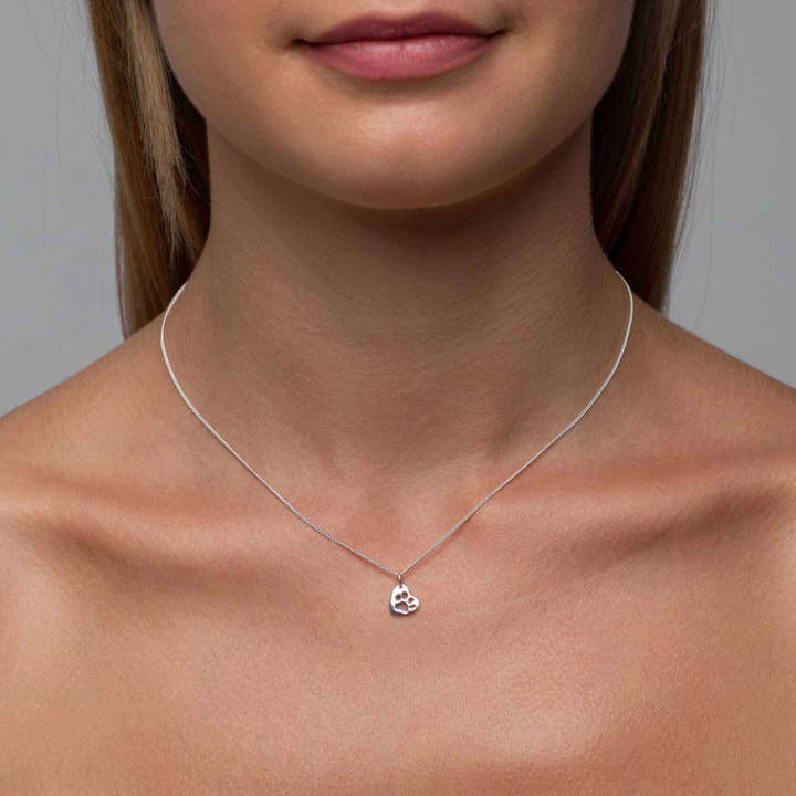 Halskette mit Pfotenabdruck für den Großhandel von Mimi + Marge