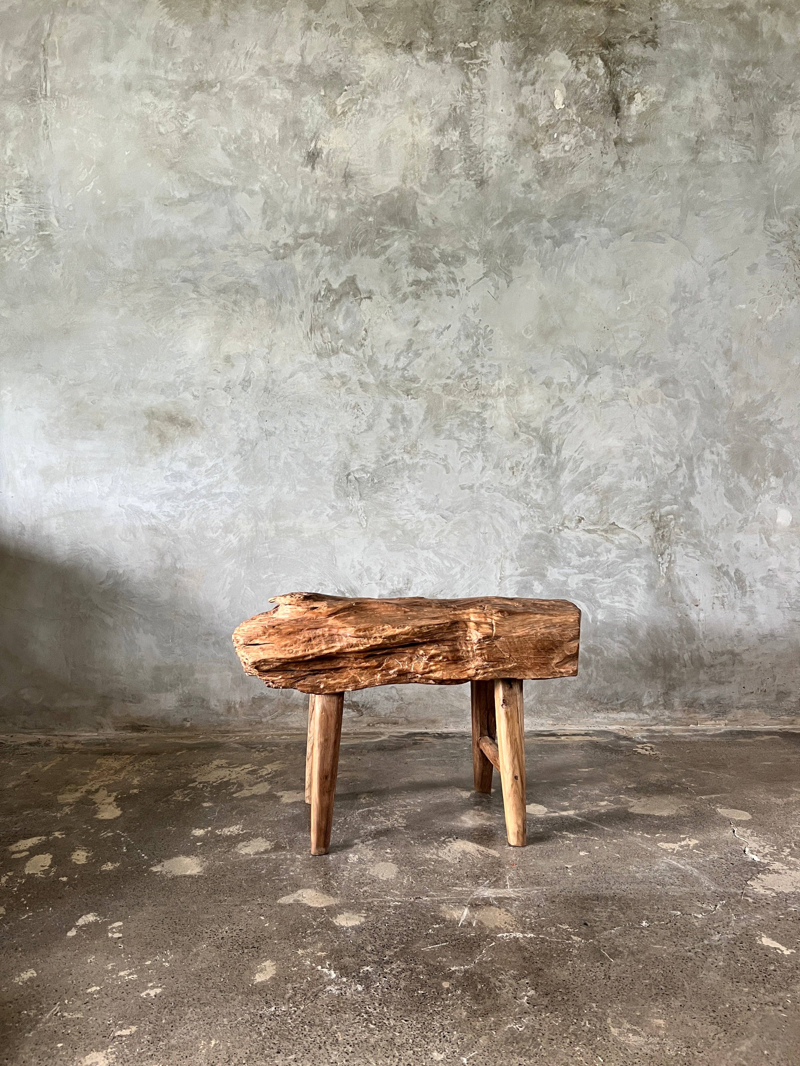 Office Objets - Venta al por mayor Bancos - Banco pequeño de teca asiática rubia con cuatro patas - Sembilan18