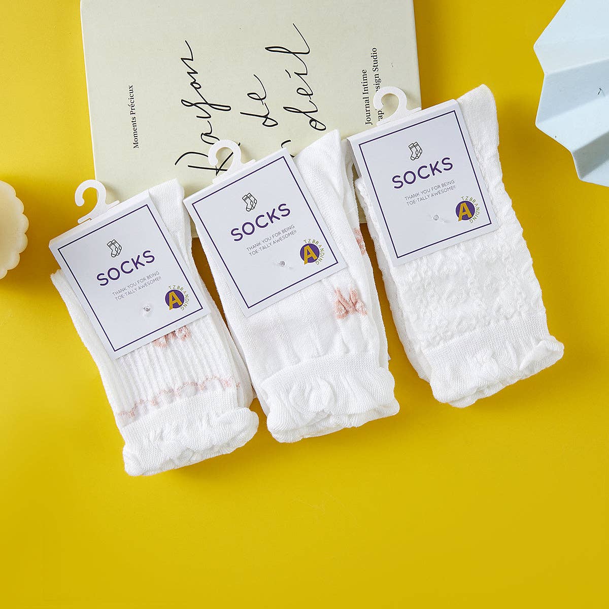 Funkyrel® Atzbranding Limited – Engroshandel Strømper - Dame – Rufia - hvide strømper med rullede kanter til kvinder22