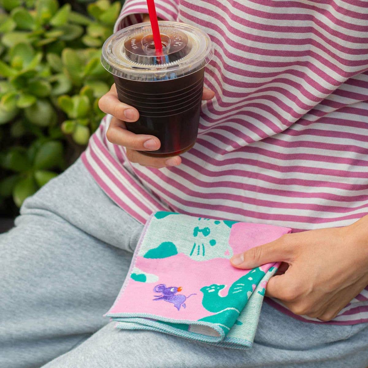 Notable Designs (UK) – wholesale Handkerchief – Unisex – Hightide New Retro Gauze Handkerchief25