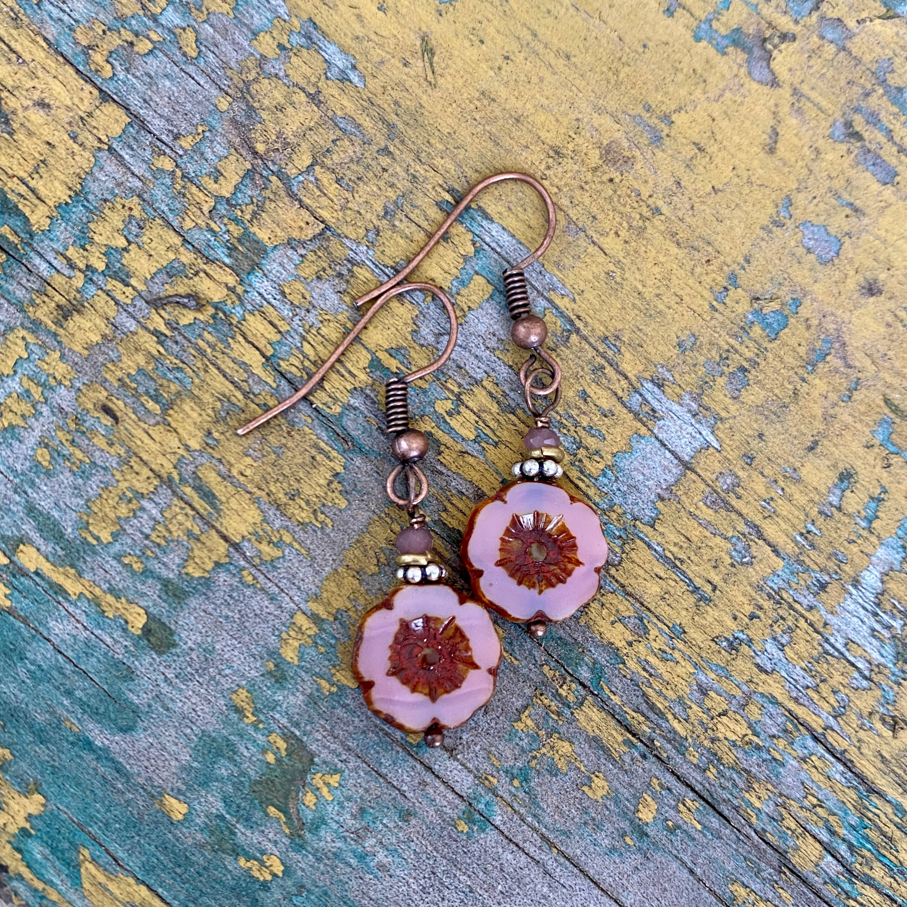 Casa Kira - Wholesale Dangle Earrings - Desert Flower Earring, Pink