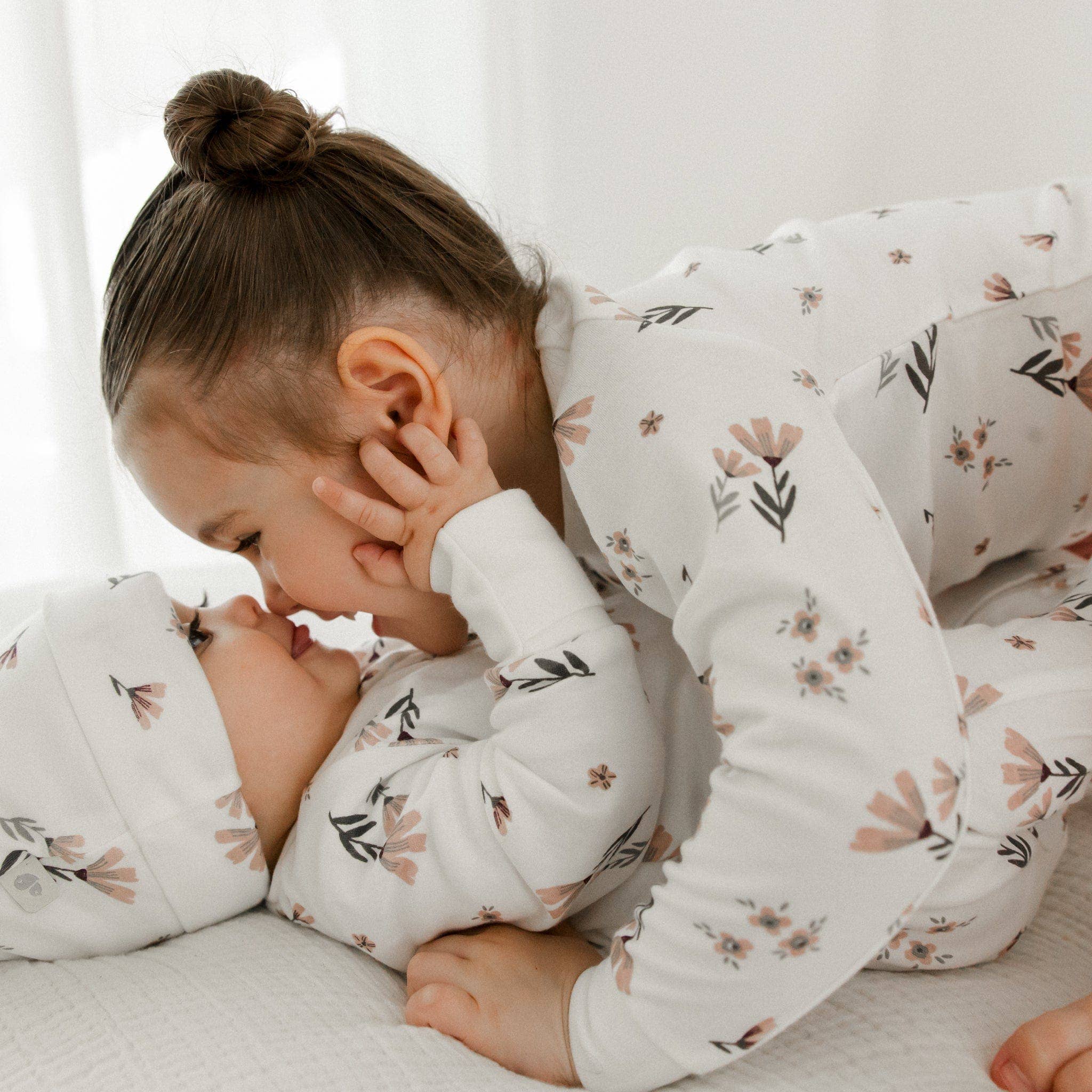 Perlimpinpin - Vente Grenouillère – bébé - Pyjama en bambou pour bébé - Fleurs aquarelle1