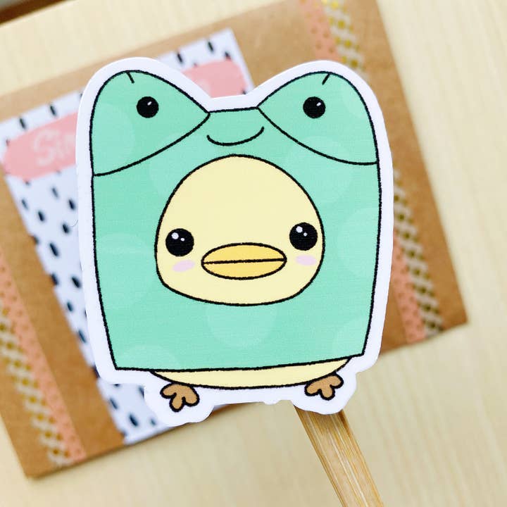 Autocollant imperméable Kawaii Duck & Frog pour la vente par Simply Bella Handmade