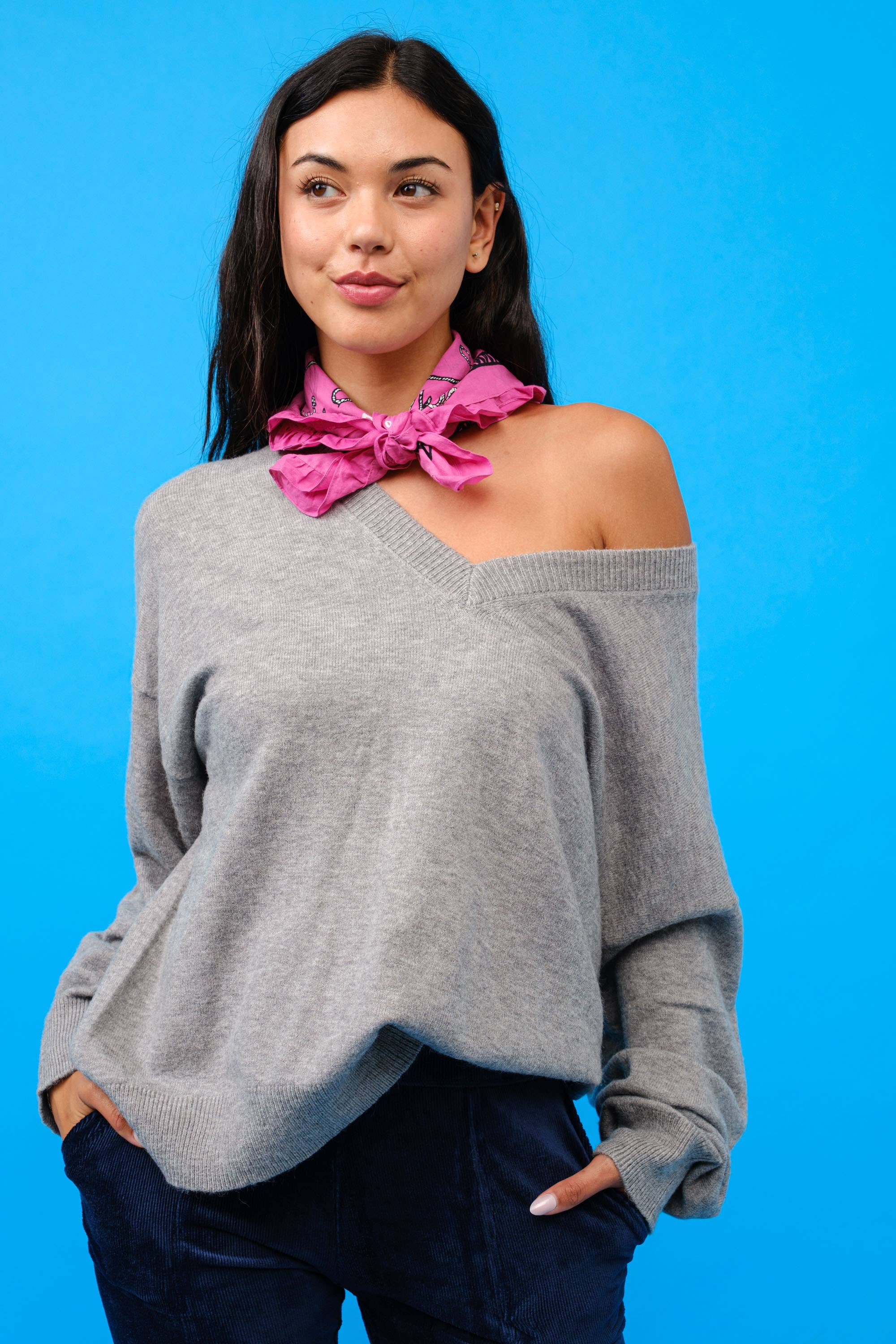 Signature 8 – Pulôver - Mulher por atacado – Suéter Oversized de Cashmere com Decote V e Mangas Longas S631215