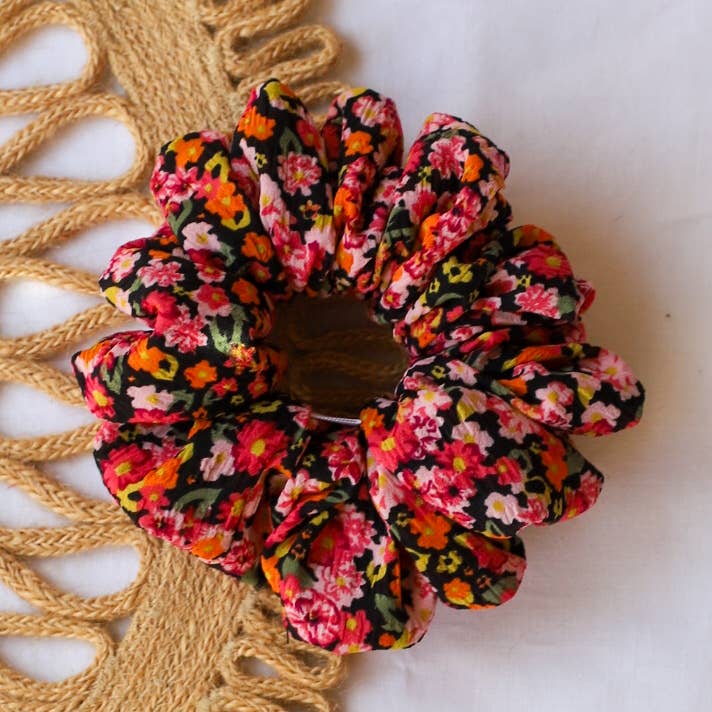 Coletero floral negro para venta al por mayor de Wild Rose Accessories