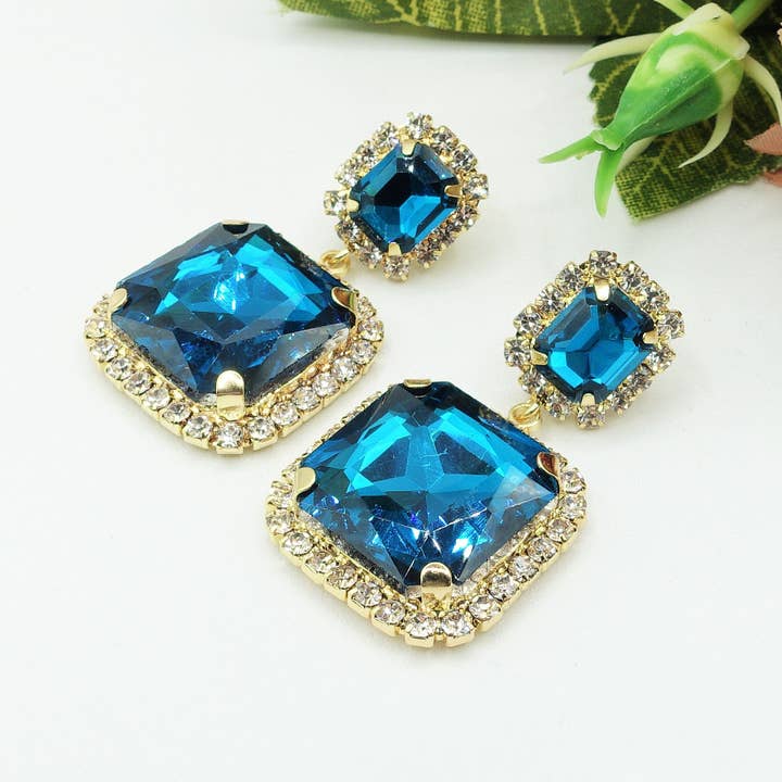 Daemon srls - Wholesale Dangle Earrings - ARIEL SQUARE - Orecchini pendenti con pietre sfaccettate e C10