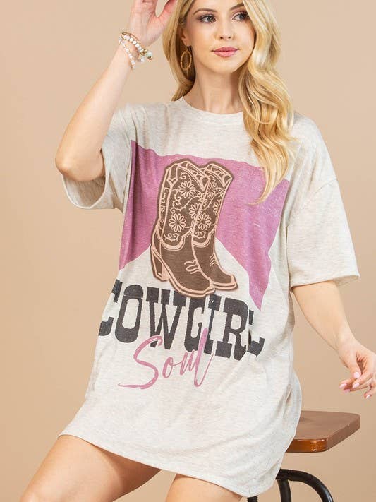 AV1202-NADIA WESTERN COWGIRL SOUL GRAFISK T-SHIRTKLÄNNING för wholesale av Avery