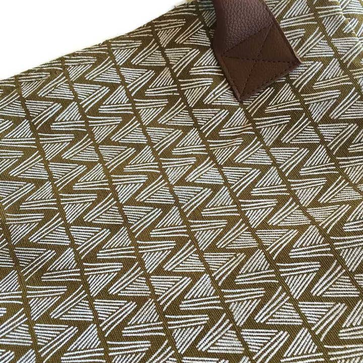 Fair Anita - Wholesale Tote Bag - Women's - Mountain Paths Purse - Gold4