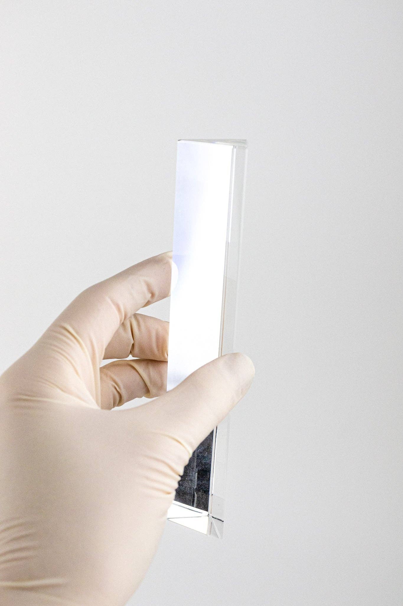 Stemcell Science Shop - Wholesale Magnet - Ultra-High Clarity Glass Prism5