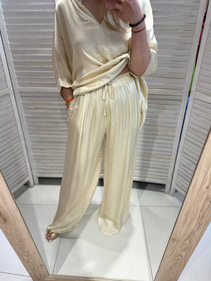 Pantalon Fluide Chic - P016 pour la vente par VICTORIA&ISAAC