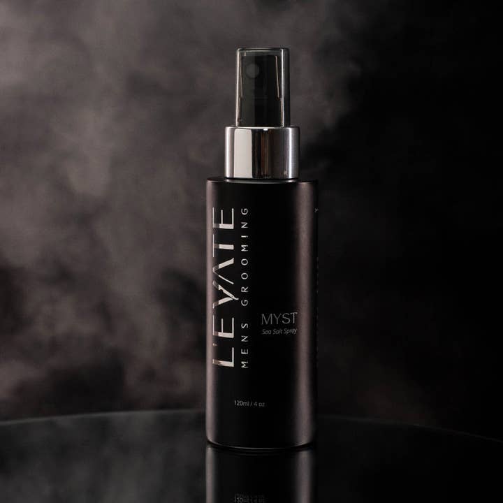 Spray au sel marin Myst pour la vente par L'EVATE Mens Grooming