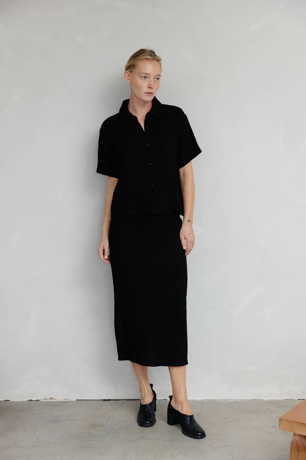 MOD REF – Camisa com botões no colarinho – Mulher por atacado – The Miranda Top | Topo com Botão Texturizado13