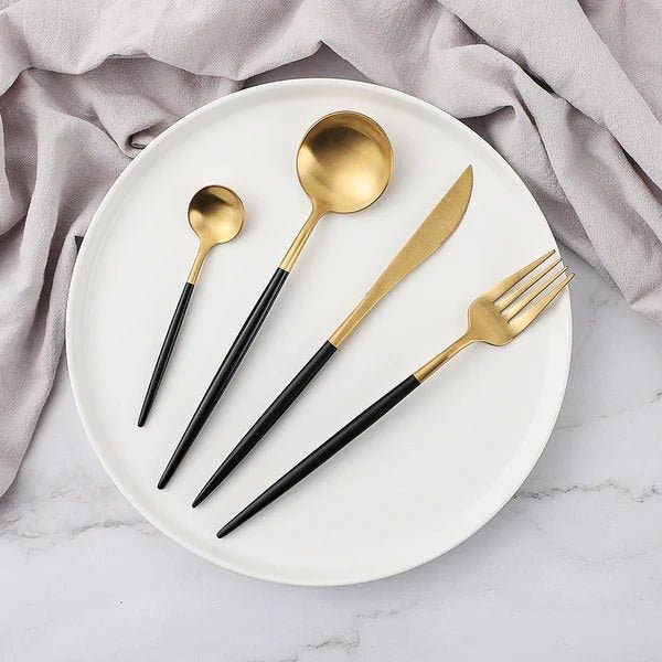 BRECK + FOX - Wholesale Dinnerware Set - Modern Dinnerware 24-Piece Set