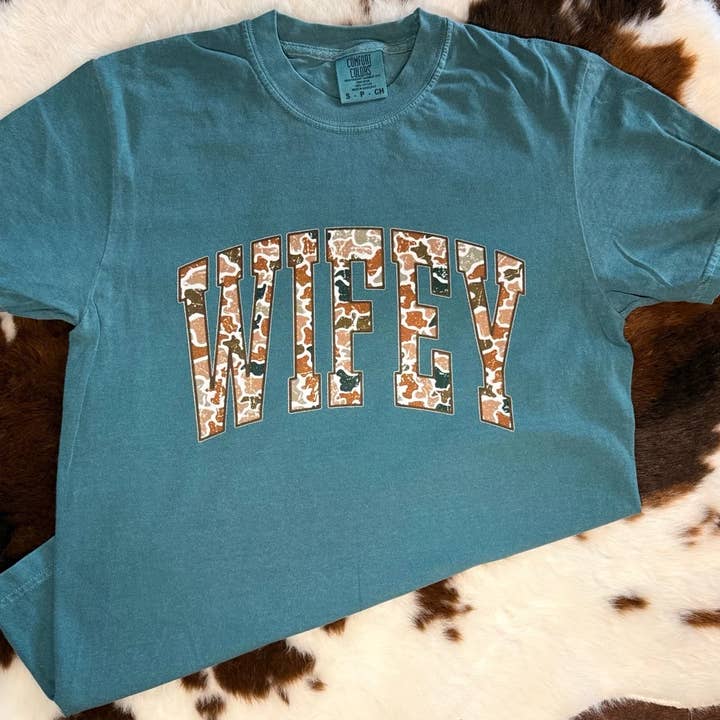 Duck Camo Wifey Tee – Comfort Colors for wholesale by Whiskey and Wildflowers FL