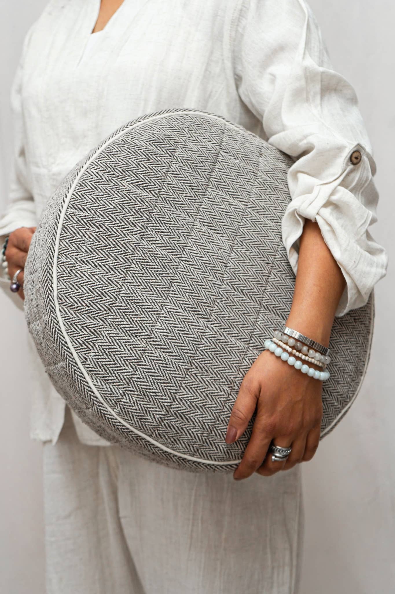 Local Women’s Handicrafts – wholesale Yoga mat – Round Yoga Cushion Cover8