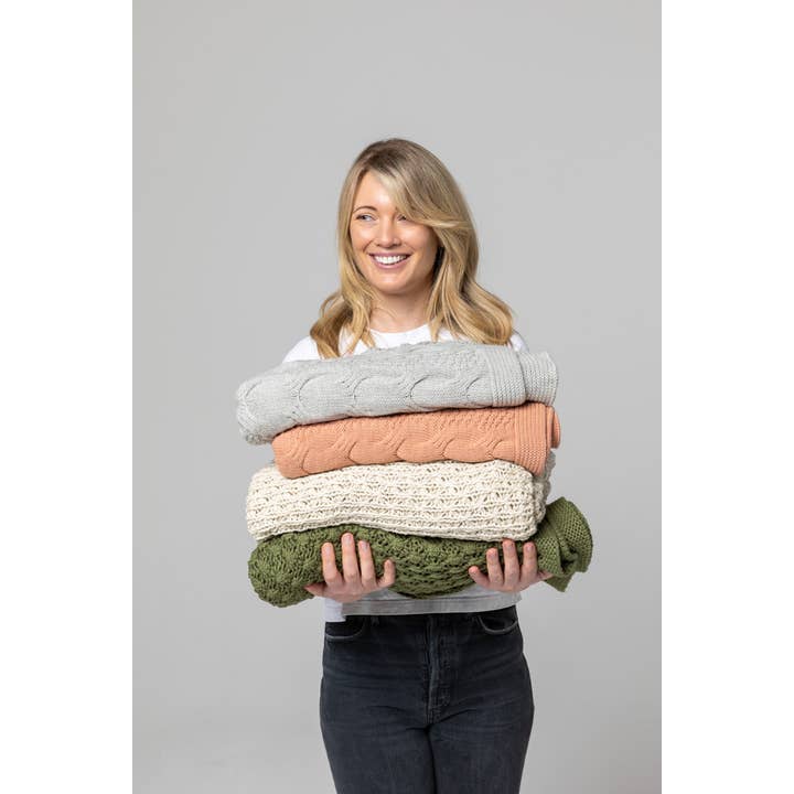 Indus Design - Wholesale Throw blanket - Cable Knit Throw5