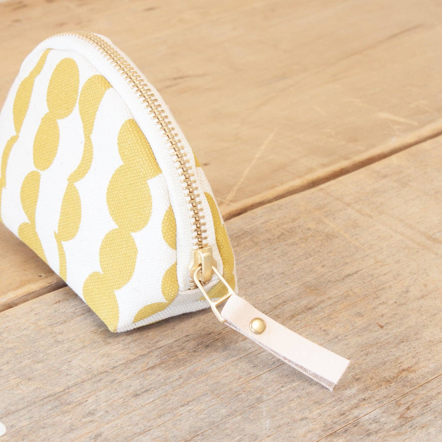 Erin Flett - Wholesale Pouch - Women's - OCHRE SUN + MOON DARLENE3